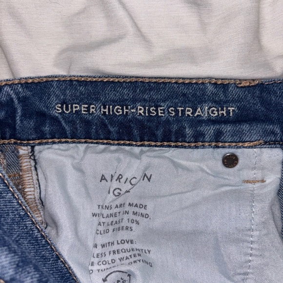 American Eagle Outfitters Medium Distressed Super High Rise Straight Leg Jeans - Picture 5 of 5